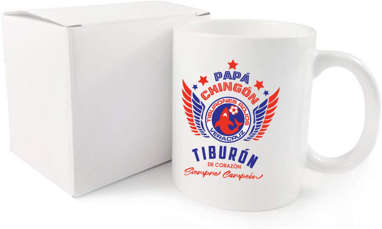 Veracruz Soccer Fan Coffee Mug – Papá Chingón Design – Tiburón de Corazón, Siempre Campeón – 11 oz White Ceramic Cup
